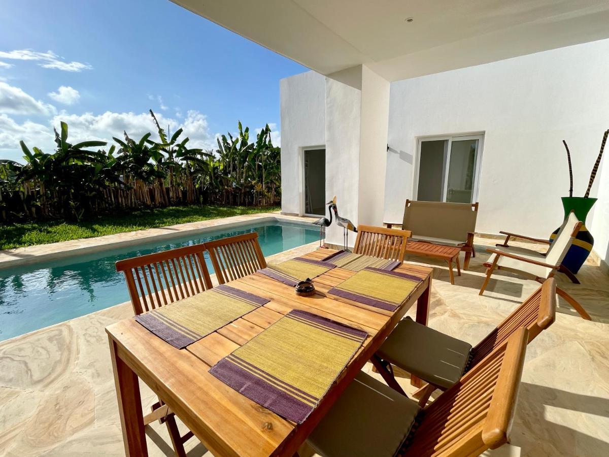 Manami Villa With Private Pool Zanzibarhouses Кивенга Екстериор снимка