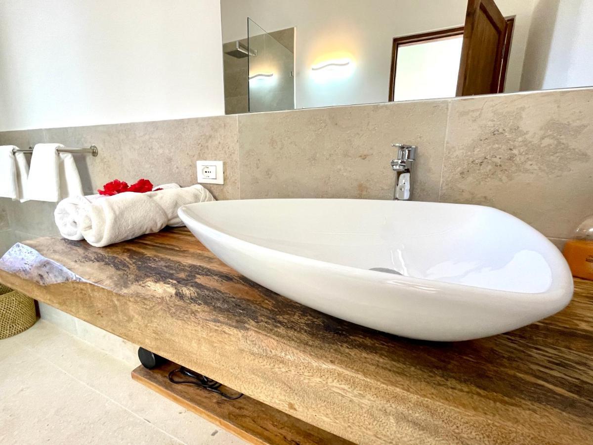 Manami Villa With Private Pool Zanzibarhouses Кивенга Екстериор снимка